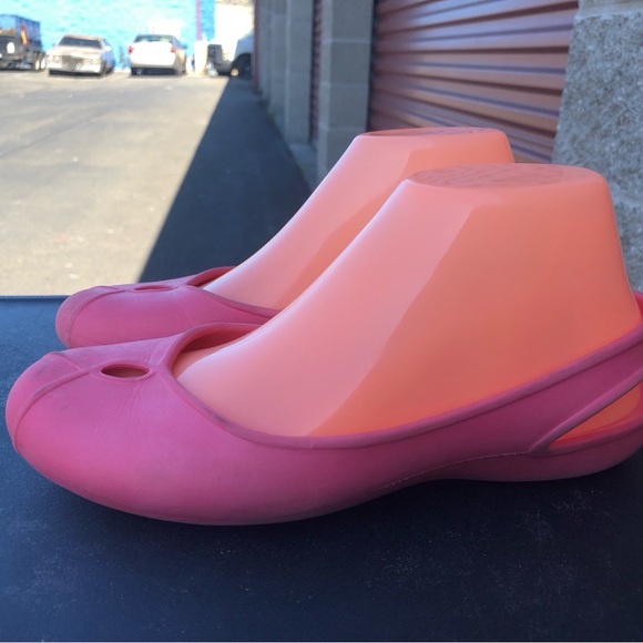 Crocs Isabella Flat Women Pink Slip On Shoes Size W7 - Picture 4 of 12
